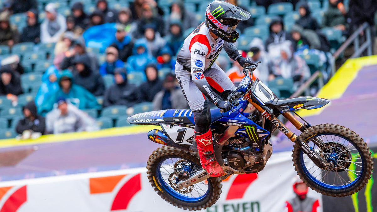 COOPER WEBB AND HUNTER LAWRENCE DUKE IT OUT FOR 450SX GLORY IN PHILADELPHIA