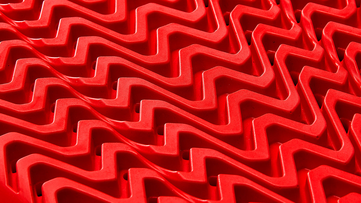 Alpinestars Nucleon Plasma Protector, MTB High-Performance Impact Absorption, Red, Zig-Zag Structure Detail.