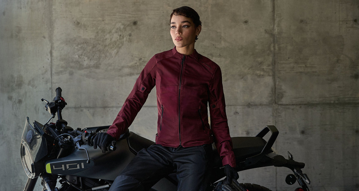 Alpinestars Stella C-1 Air Jacket, women's urban motorcycle jacket, burgundy, textile and tech mesh construction.